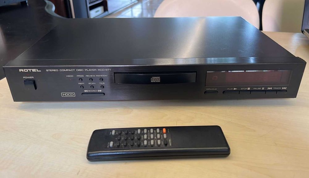 Leitor CD Rotel RCD 971 Multibit  DAC PCM63 modificado