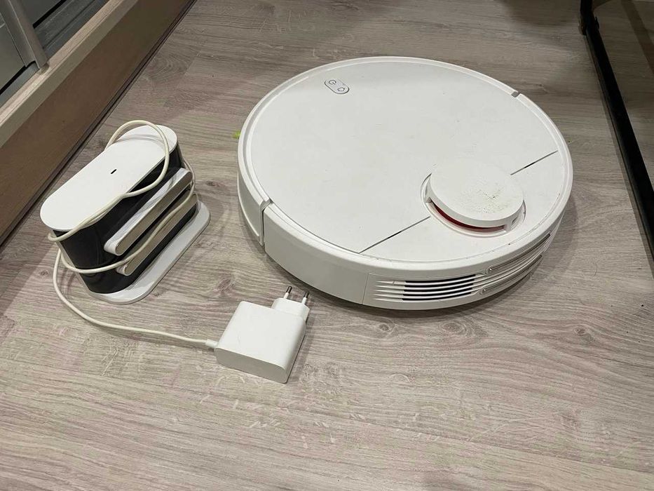 Робот-пилосос миючий Xiaomi Robot Vacuum S10 - Хороший стан