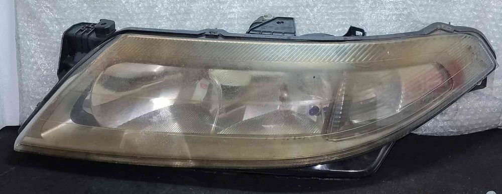 Ótica / Farol Esquerdo - RENAULT LAGUNA II