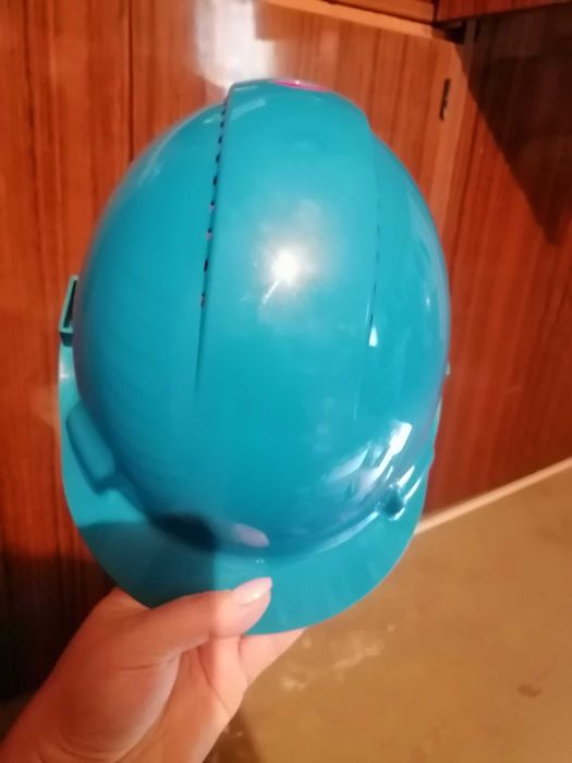 Niebieski kask polecam