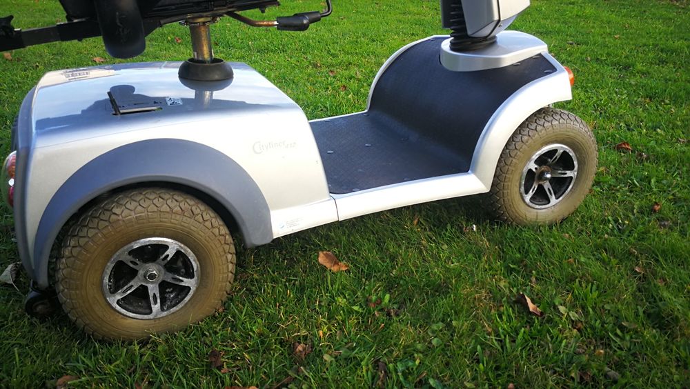 4 kołowy skuter elektryczny inwalidzki dla seniorów Meyra Cityliner