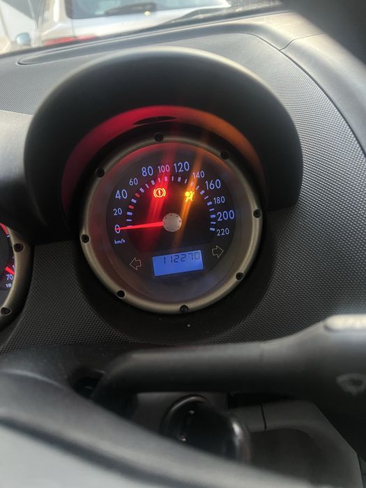 volkswagen lupo preto