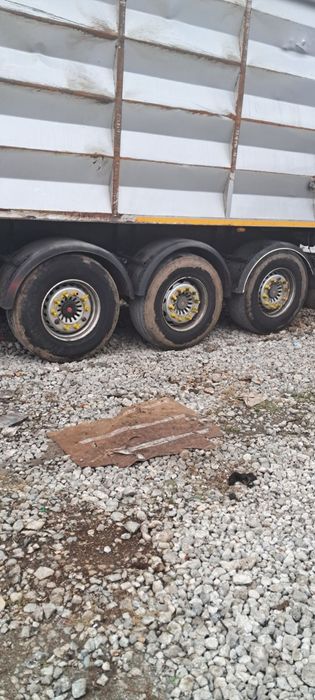 Самосвал контейнеровоз полуприцеп