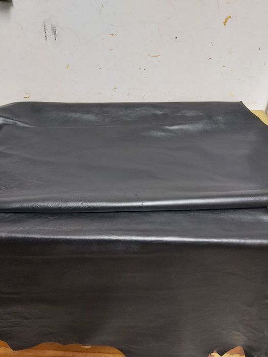 Peles, carteiras, malas