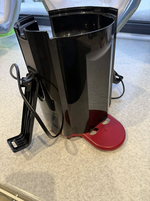 Продам соковижималку PHILIPS HR 1858-90.