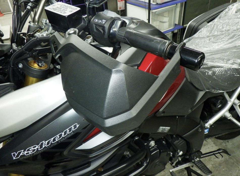 SUZUKI V-STROM 1000A Сузуки 1000