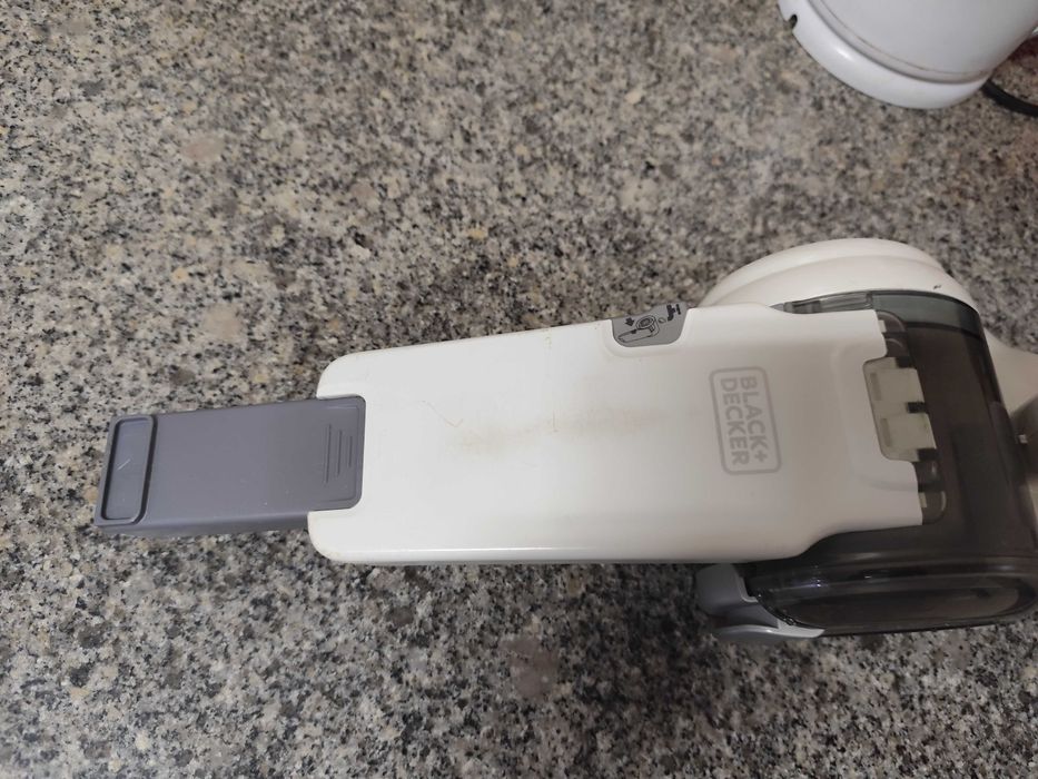 Mini-aspirador dustbuster pivot 18V Li­tio black & Decker