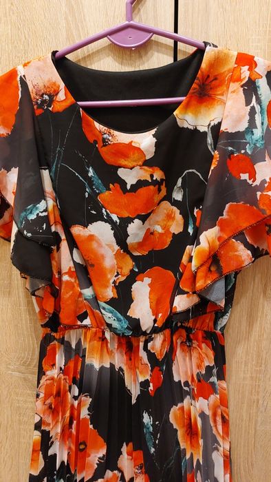 Sukienka plisowana w maki