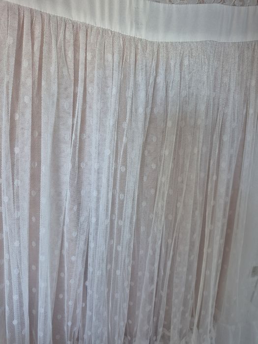 Romantyczna elegancka, asymetryczna, sukienka, na komunię chrzciny