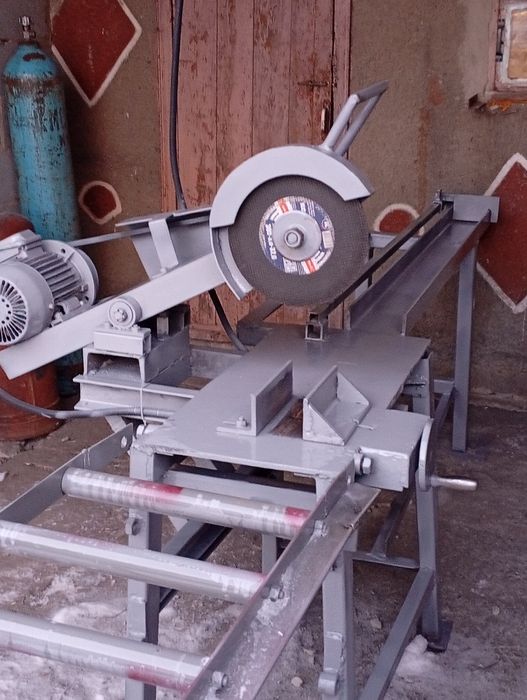 Відрізний станок по металу на 380  Вт