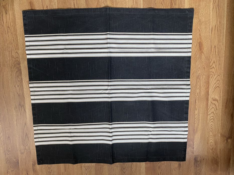 Bieżnik firmy Dekoria