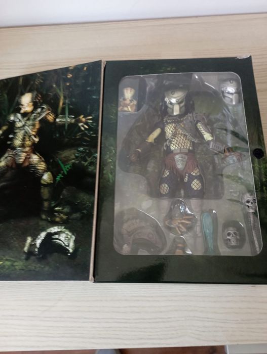 Predator Neca figurka