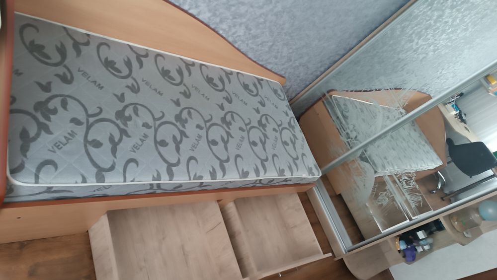 Продам!!! Ліжко з ДСП
