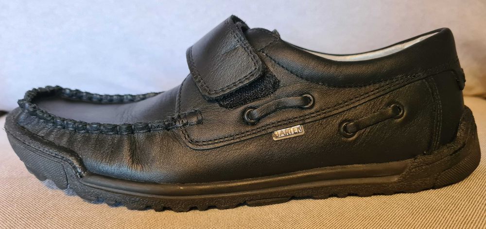 Jak nowe,  buty chłopięce 38,  czarne buty chłopięce Bartek