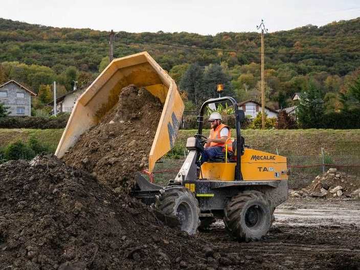 WYNAJEM - Wozidło budowlane obrotowe (kolebkowe, koleba) MECALAC 6 ton