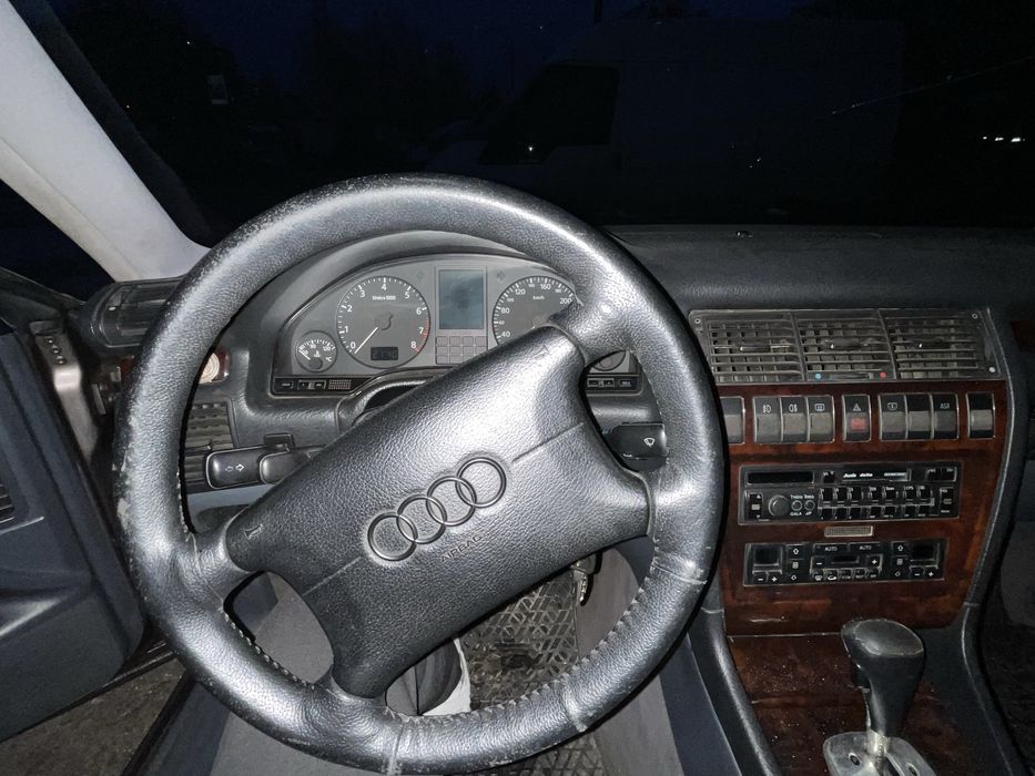 Audi a8 d2 1996 3.7 бензин