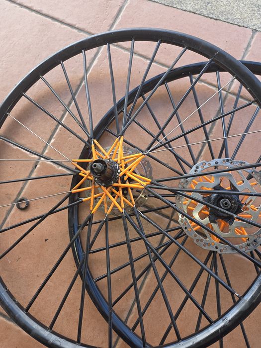 Vendo várias peças de bicicleta