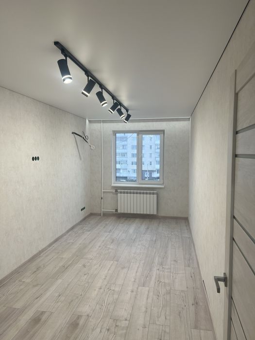 Ремонт квартир: шпаклівка, шпалери (обої) ламінат, плитка, малярка