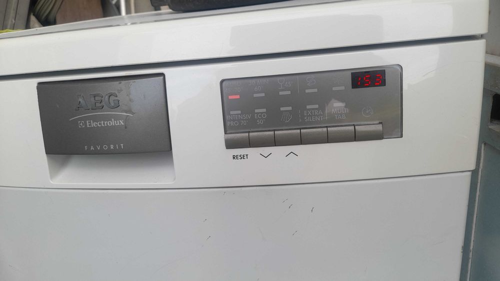 maquina de lavar loiça AEG XXL smi nova