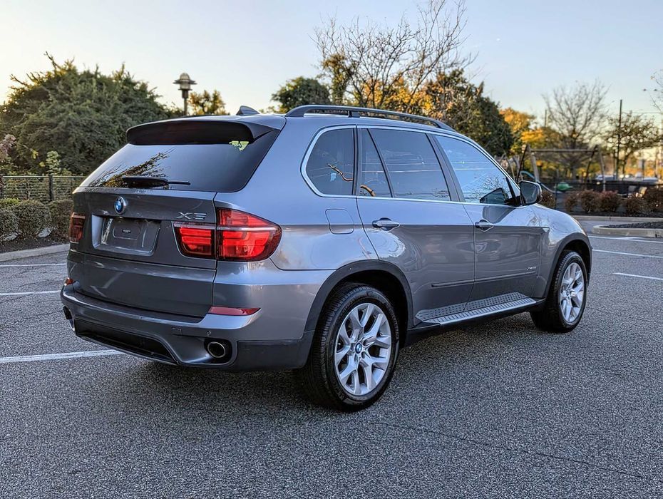 BMW X5      2012