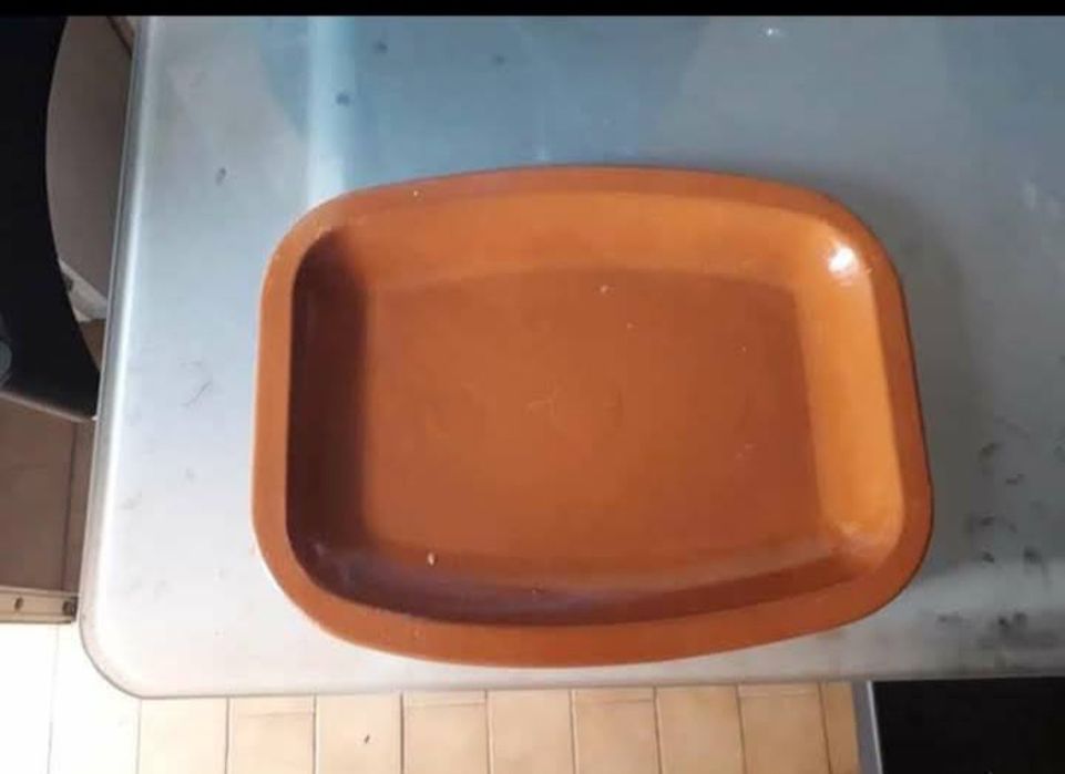 Various Types of Tableware439258963730780160