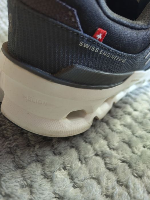 Кросівки On running cloudrunner 2