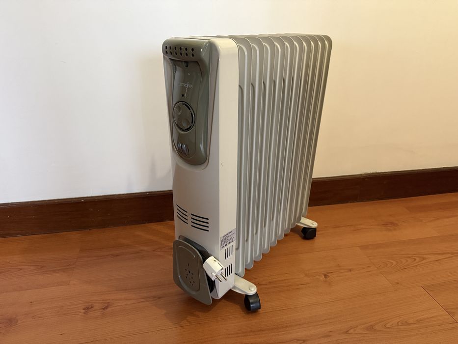 Aquecedor a óleo 2500W