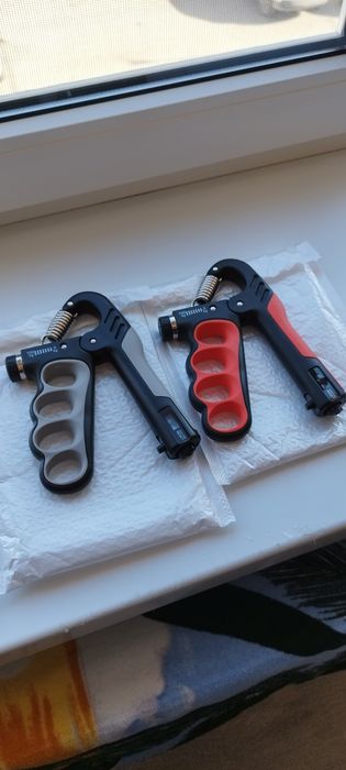 Експандер-Тренажер для Тренування сили Рук і Кисті