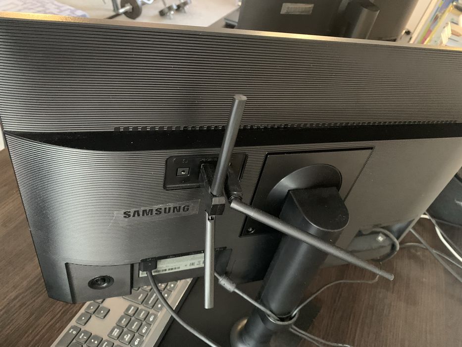 Монітор Samsung LF24T450FQIXCI 24  IPS Full HD (75 Гц)