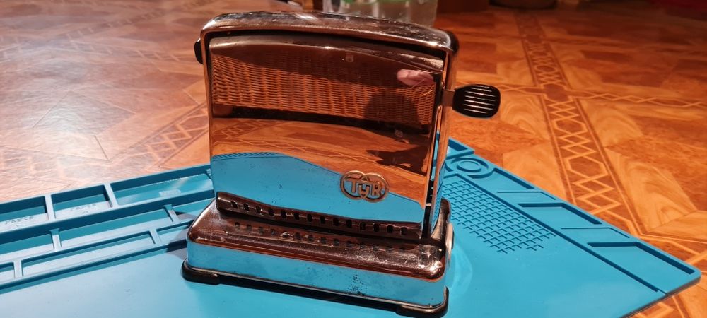 Pamiątki z PRL opiekacz toster