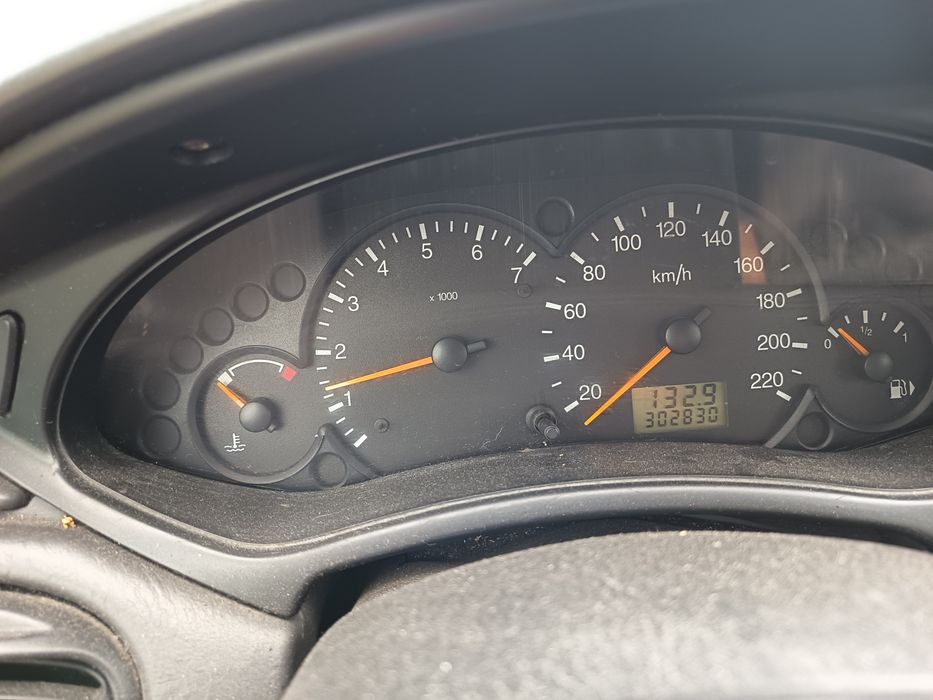 Ford Focus Wagon  Gasolina/ GPL