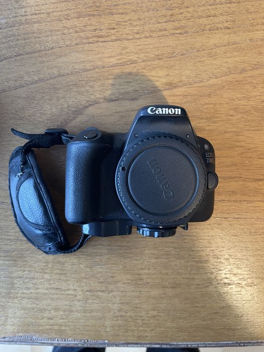 Kit Canon 200d + Sigma 35 F1.4 + Tokina 11-16 F2.8 + Canon 50 F1.8