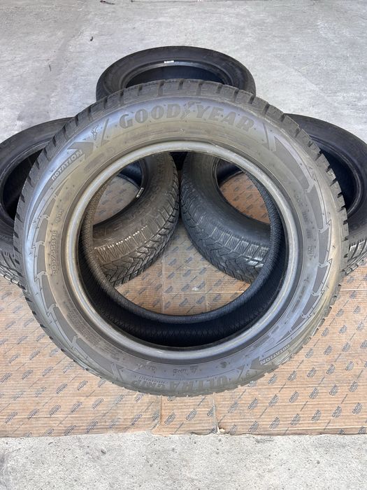Резина зимная.   Goodyear    205.55.16.   Germany