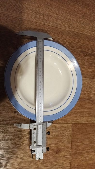 Тарелки миски посуда Буды разные