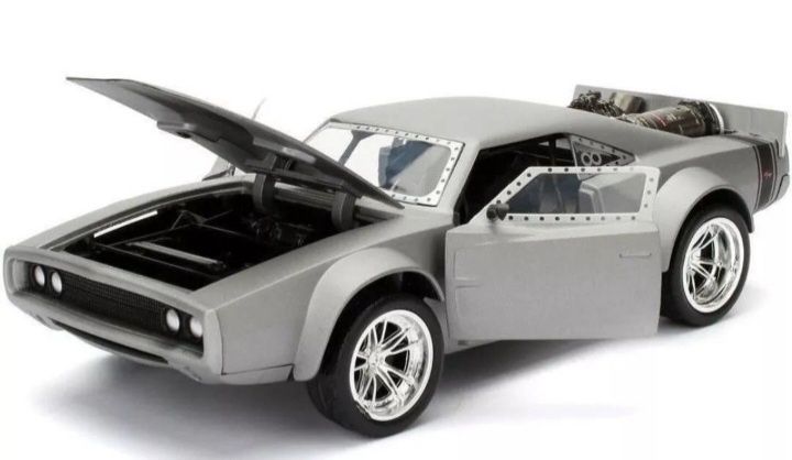 Jada 1:24 fast & furious 8 ice dodge charger r/t