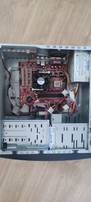 Caixa com componentes