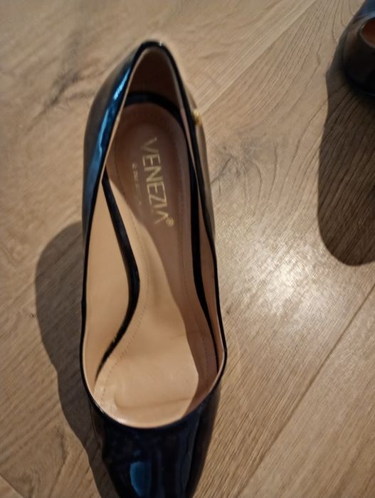 Buty na obcasie Venezia