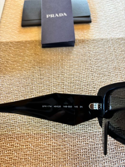 Okulary przeciwsłoneczne Prada