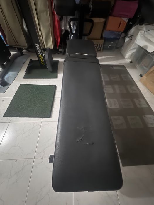 Banco Abdominais TECHNOGYM