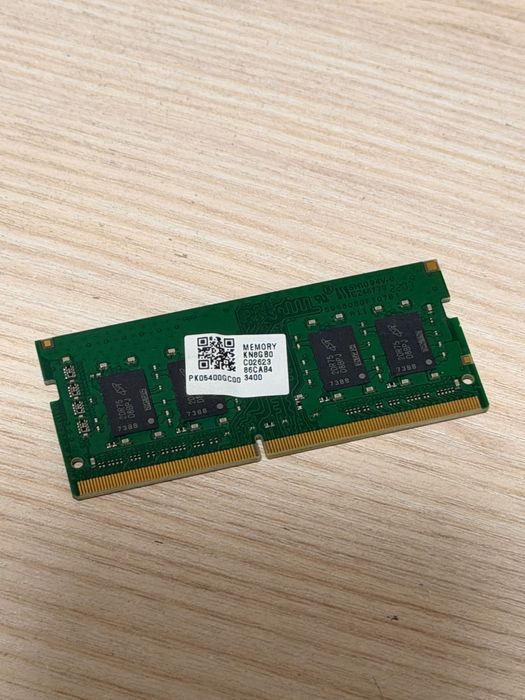 Модуль пам'яті Adata DDR4 8Gb 3200 MHz SODIMM (AO1P32NC8T1-BGXS)