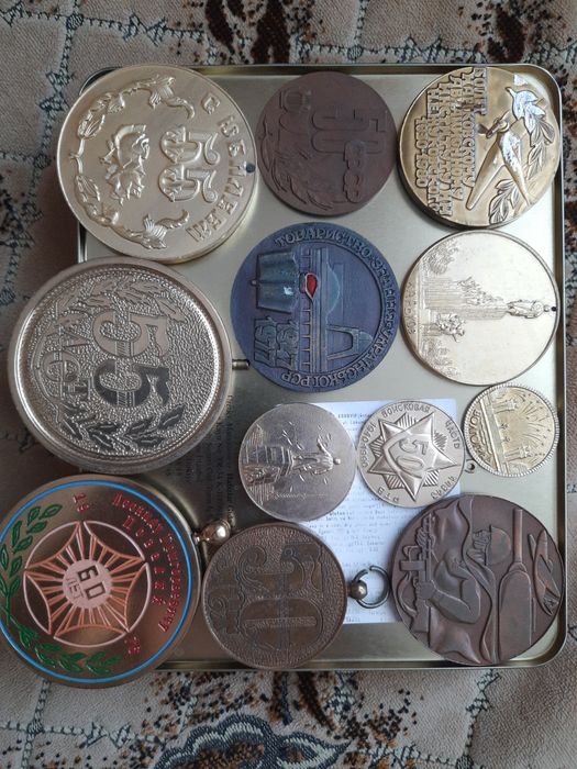 Продам монети в колєкцію.