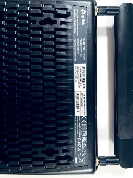 Router  Tp-Link 4G+ "Archer MR600"  + wzmacniacz sygnału.