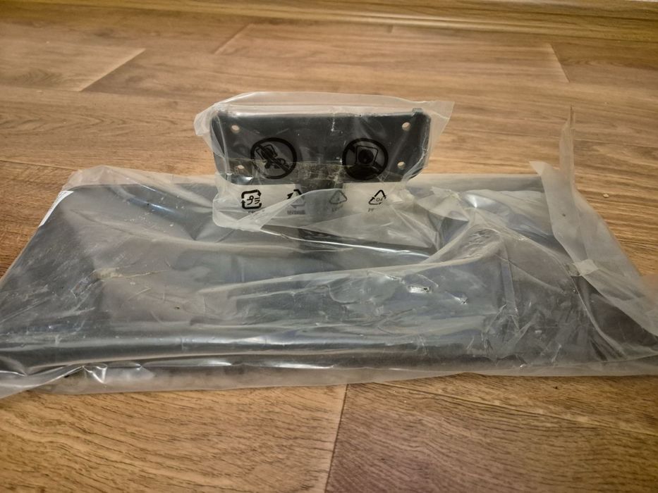 Продам подставку под ТВ Phillips