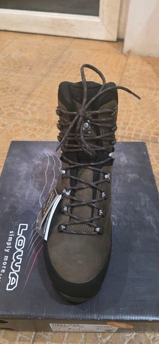 Buty trekkingowe  Lowa Tibet GTX  rozm.43.5
