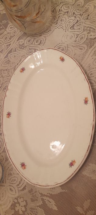 Terrinas + travessas+pratos +licoreiros