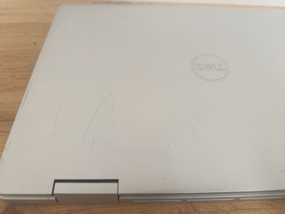 15'6 FHD IPS ноутбук трансформер Dell Inspiron 5582/i7-8565U/8GB DDR4