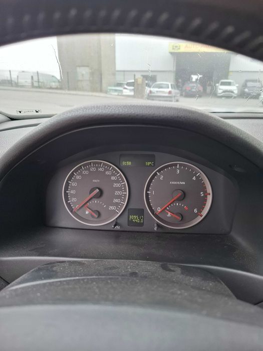 Vendo viatura Volvo C30