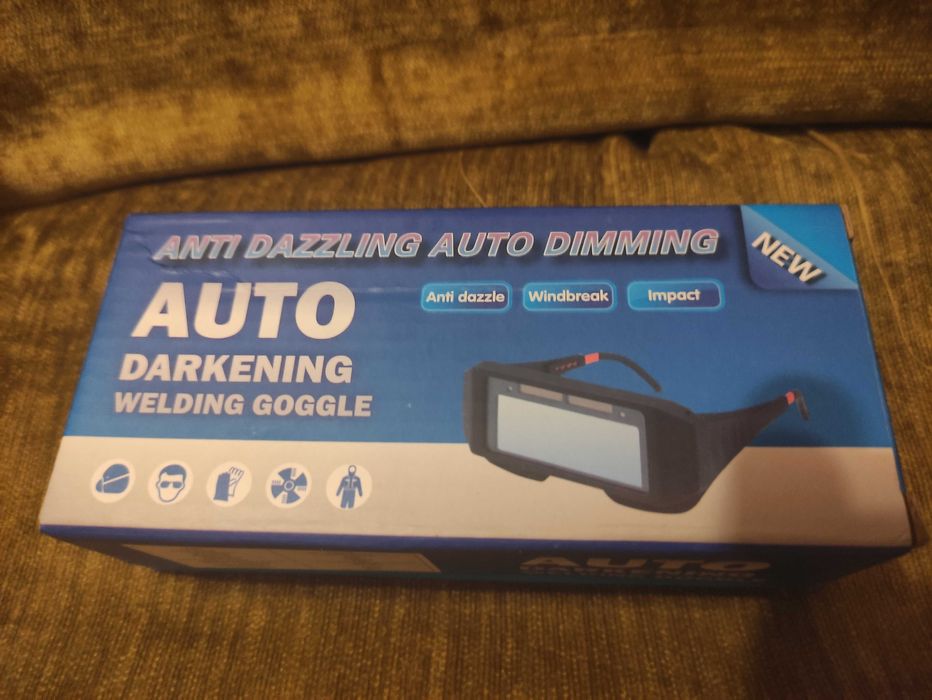 Сварочные очки с автоматическим
затемнением хамелеон новые