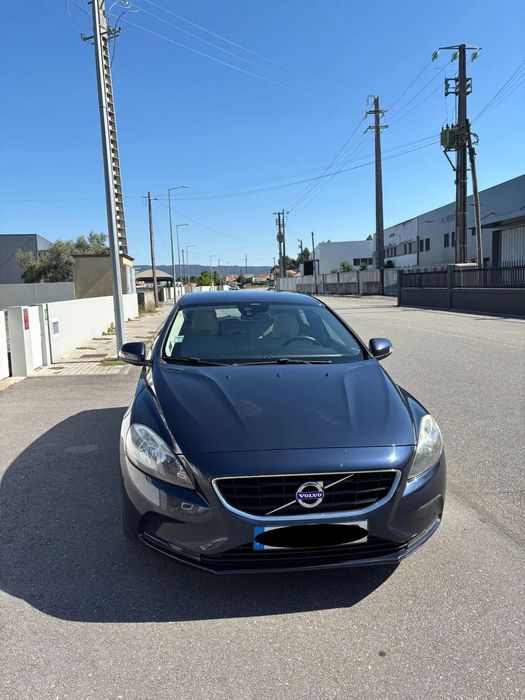 Volvo V40 D2