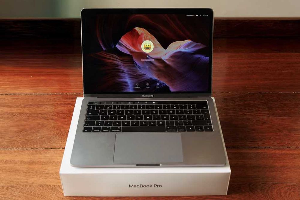 MacBook Pro 13,3” Touch Bar (2017 - A1706) - estado irrepreensivel